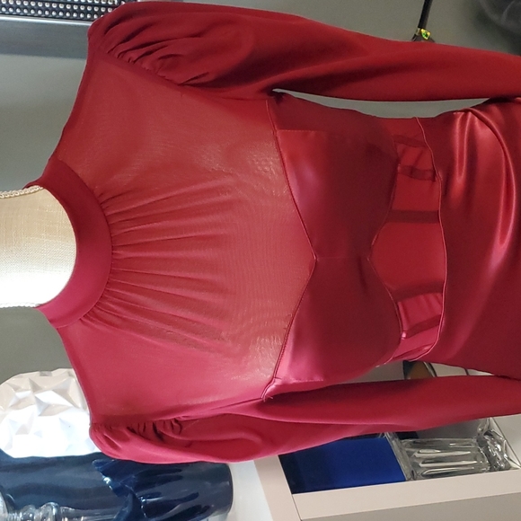 NWOT BEAUTIFUL RED DRESS 💃 - Picture 2 of 10